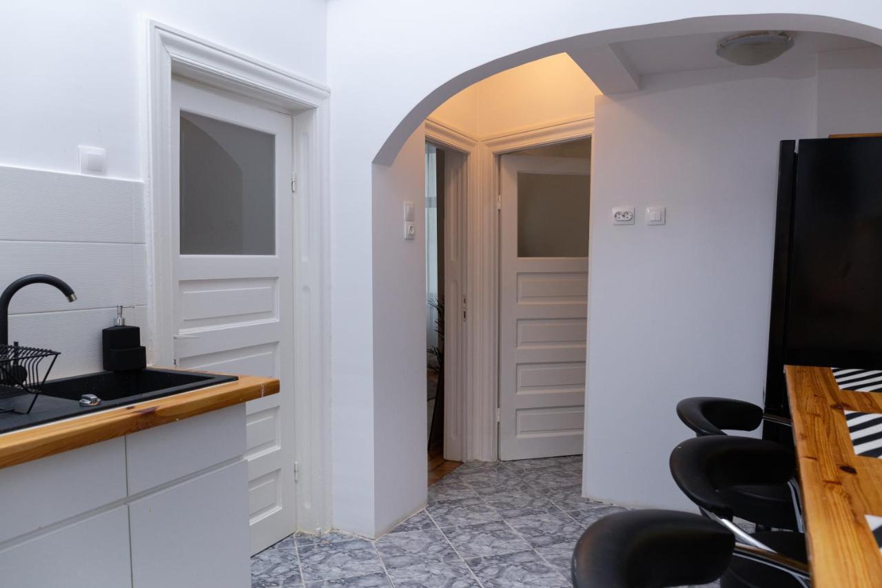 Апартаменты Color Aparments Coposu Blv Бухарест Экстерьер фото
